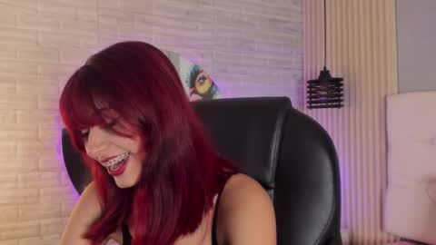 Snapshot of cloe__hills chatting on 11, 12, 2024 Cloe online show from 11, 12, 2024