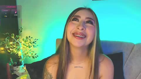 Snapshot of cloe_martinezz_ chatting on 23, 4, 2026 cloe_martinezz_ online show from 23, 4, 2026