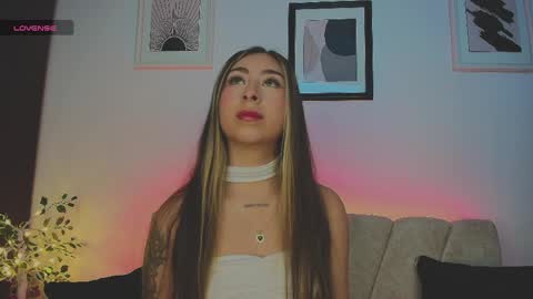 Snapshot of cloe_martinezz_ chatting on 14, 5, 2026 cloe_martinezz_ online show from 14, 5, 2026