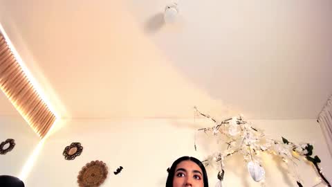 Snapshot of cloe_taylor__ chatting on 18, 10, 2025 CLOE online show from 18, 10, 2025