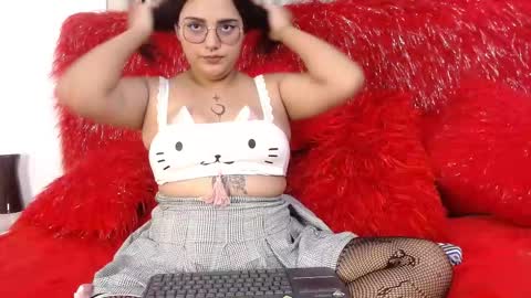 Snapshot of clohe_watsonn chatting on 17, 10, 2025 Clohe online show from 17, 10, 2025