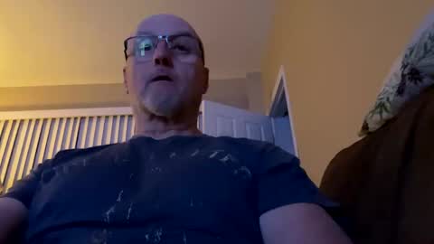 Snapshot of closetbicd chatting on 24, 2, 2025 Closetbicd online show from 24, 2, 2025