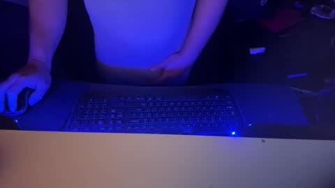 Snapshot of cloudy_dayz69 chatting on 5, 11, 2025 Cloudy Dayz online show from 5, 11, 2025