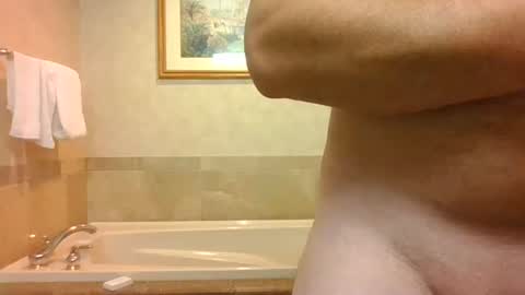 Snapshot of cloudy_dayz69 chatting on 16, 11, 2025 Cloudy Dayz online show from 16, 11, 2025