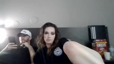 Snapshot of cloudyydayzz chatting on 29, 4, 2026 tallhungandcloudy online show from 29, 4, 2026
