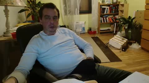 clouplefun online show from 28, 1, 2025