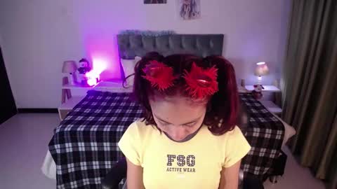 Snapshot of clown_face chatting on 13, 12, 2024 emely dolce online show from 13, 12, 2024