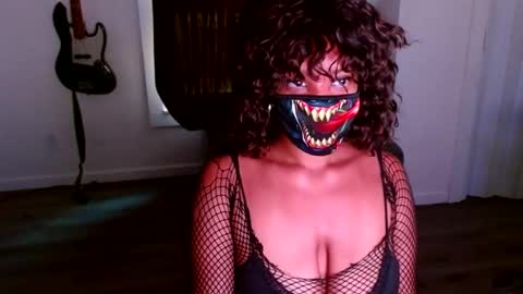 Snapshot of cnc_cutiexx chatting on 10, 9, 2025 Sweet baby online show from 10, 9, 2025