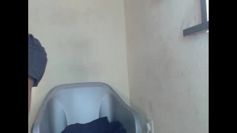 Snapshot of cockfanx chatting on 10, 3, 2025 cockfanx online show from 10, 3, 2025