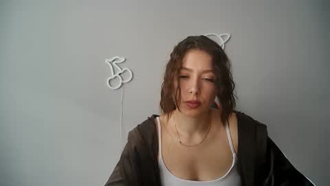 Snapshot of cocoberry1 chatting on 17, 9, 2025 cocoberry1 online show from 17, 9, 2025