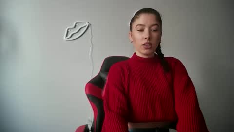 Snapshot of cocoberry1 chatting on 6, 10, 2025 cocoberry1 online show from 6, 10, 2025