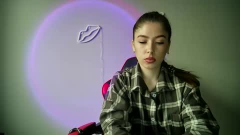 Snapshot of cocoberry1 chatting on 26, 11, 2025 cocoberry1 online show from 26, 11, 2025