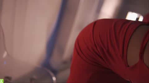 Snapshot of coconutcatin chatting on 19, 12, 2024 Coconutcatin online show from 19, 12, 2024