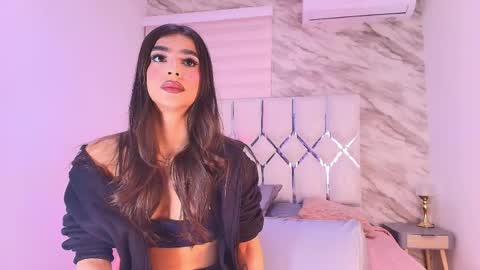 colett online show from 6, 4, 2026