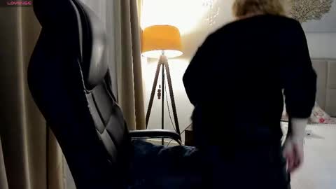 Snapshot of colette1w chatting on 23, 4, 2026 Olga. online show from 23, 4, 2026