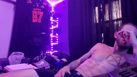 Snapshot of colevan2390 chatting on 13, 11, 2025 colevan2390 online show from 13, 11, 2025