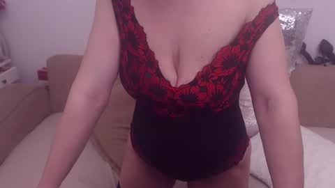 Snapshot of college_dream_bbw chatting on 18, 6, 2026 Maddison online show from 18, 6, 2026