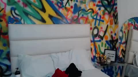 Snapshot of collins_aria chatting on 19, 1, 2026 valentina online show from 19, 1, 2026