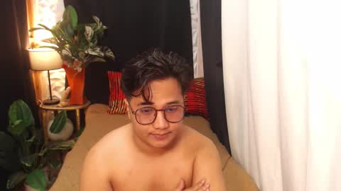 Snapshot of colossalboy chatting on 7, 1, 2025 Sunny online show from 7, 1, 2025