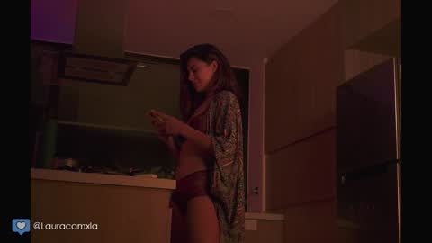 Laura online show from 4, 12, 2024
