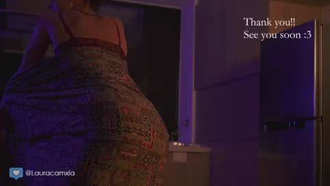 Laura online show from 4, 12, 2024