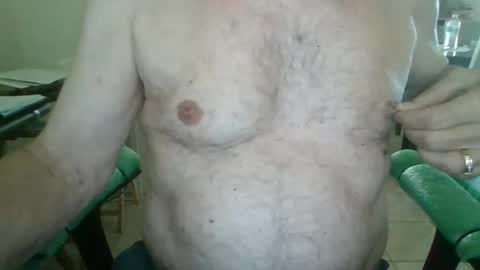 Snapshot of comeonmymouth chatting on 30, 10, 2025 comeonmymouth online show from 30, 10, 2025