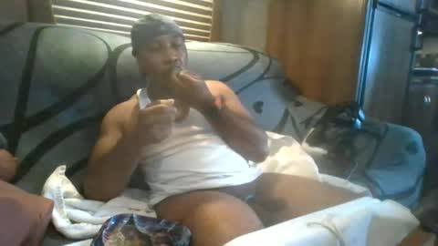Snapshot of comesuckthisdick111 chatting on 28, 6, 2026 comesuckthisdick111 online show from 28, 6, 2026