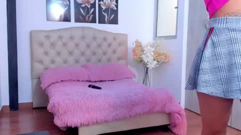 conni_f00x online show from 15, 7, 2026
