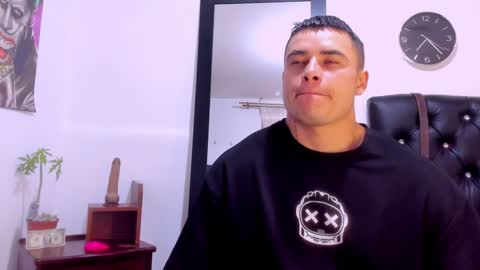 Snapshot of connorsmith_26 chatting on 17, 1, 2025 Connor Smith online show from 17, 1, 2025