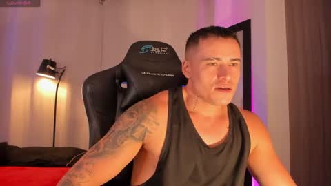 Snapshot of connorsmith_26 chatting on 5, 7, 2026 Connor Smith online show from 5, 7, 2026