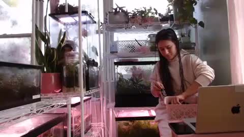 Snapshot of constantcumquest chatting on 9, 10, 2025 ANR Mommy online show from 9, 10, 2025