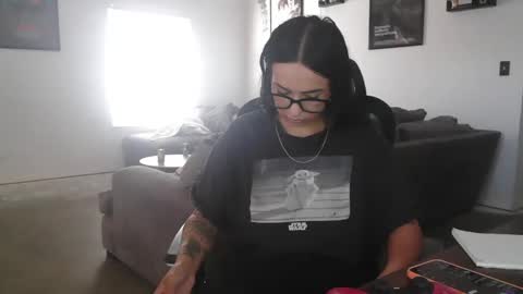 controllercutie online show from 1, 10, 2025