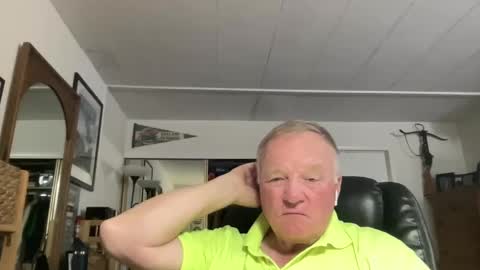 Snapshot of cookoosnest chatting on 14, 9, 2025 cookoosnest online show from 14, 9, 2025