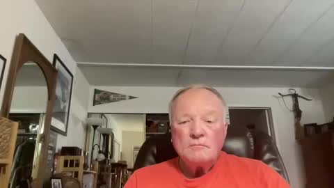 Snapshot of cookoosnest chatting on 8, 10, 2025 cookoosnest online show from 8, 10, 2025