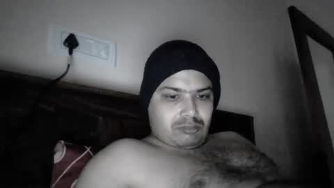 Cool Breeze09 online show from 26, 1, 2025