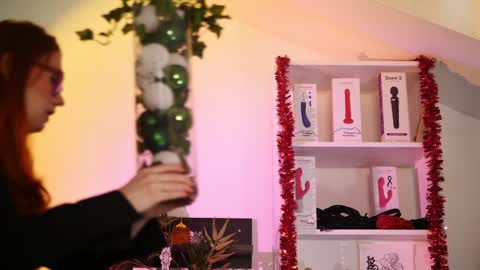 Ginger The Cringer online show from 31, 12, 2024