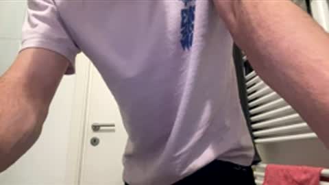 Snapshot of coooocoooo09 chatting on 2, 2, 2026 coooocoooo09 online show from 2, 2, 2026