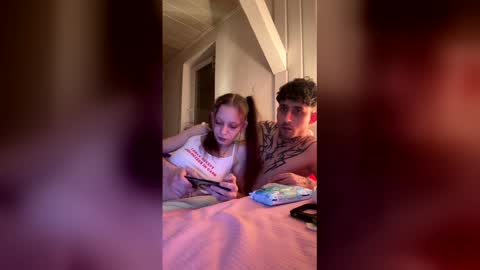 Snapshot of cople2580 chatting on 13, 3, 2026 cople2580 online show from 13, 3, 2026