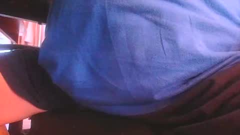 Snapshot of coquin375 chatting on 17, 11, 2025 coquin375 online show from 17, 11, 2025