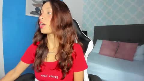 Snapshot of cora22_ chatting on 25, 9, 2025 CORA online show from 25, 9, 2025