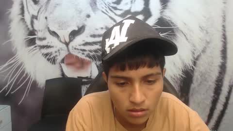 Snapshot of cora_gunn chatting on 5, 2, 2025 Cora online show from 5, 2, 2025