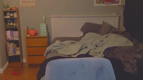 coracav online show from 23, 12, 2025