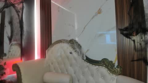 Coralie Bronson online show from 24, 10, 2025