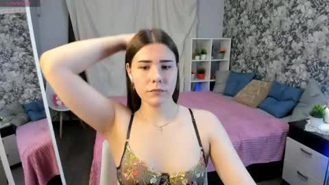 Snapshot of coraline_kitty chatting on 20, 4, 2026 Coraline online show from 20, 4, 2026