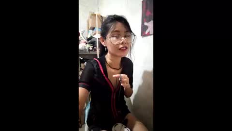 Snapshot of coralinebane chatting on 12, 3, 2026 coralinebane online show from 12, 3, 2026