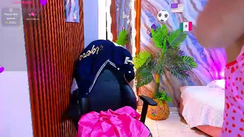 Snapshot of corall_tay1 chatting on 18, 7, 2026 corall_tay1 online show from 18, 7, 2026