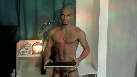 CoreyGlover online show from 21, 4, 2026