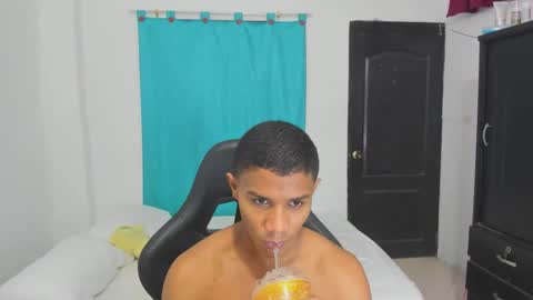 Ethan  online show from 28, 9, 2025