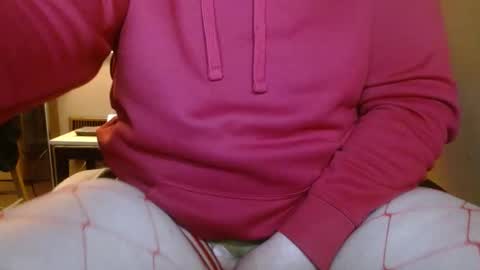 Snapshot of cosmicjones88 chatting on 13, 12, 2024 cosmicjones88 online show from 13, 12, 2024