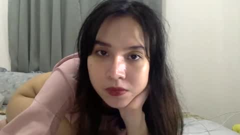 Liz Gwyneth Charlota online show from 19, 6, 2026